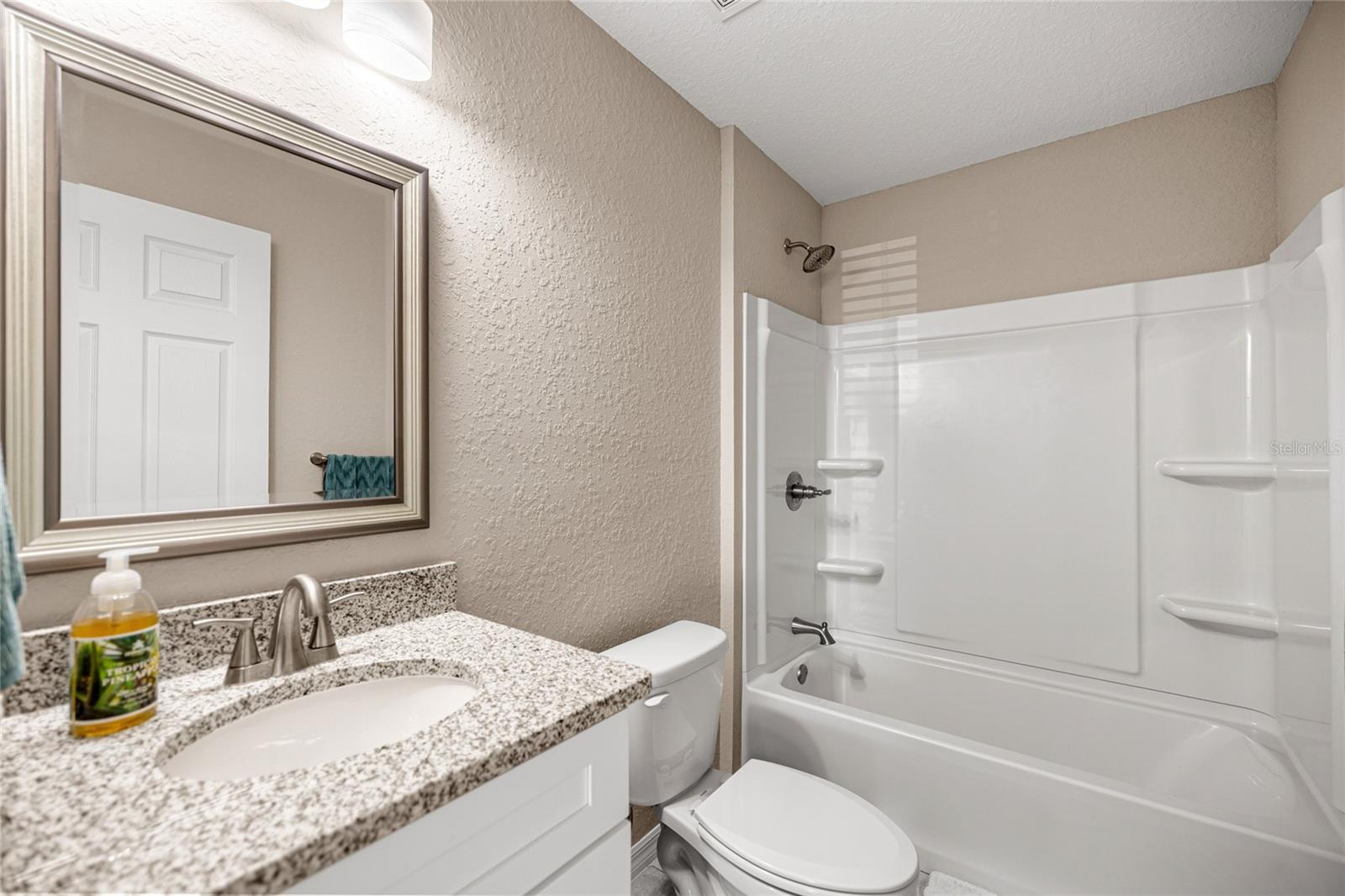 SILVER SPGS SHORES UN 18 - Residential