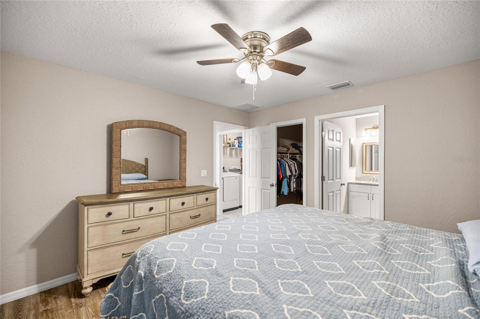 SILVER SPGS SHORES UN 18 - Residential