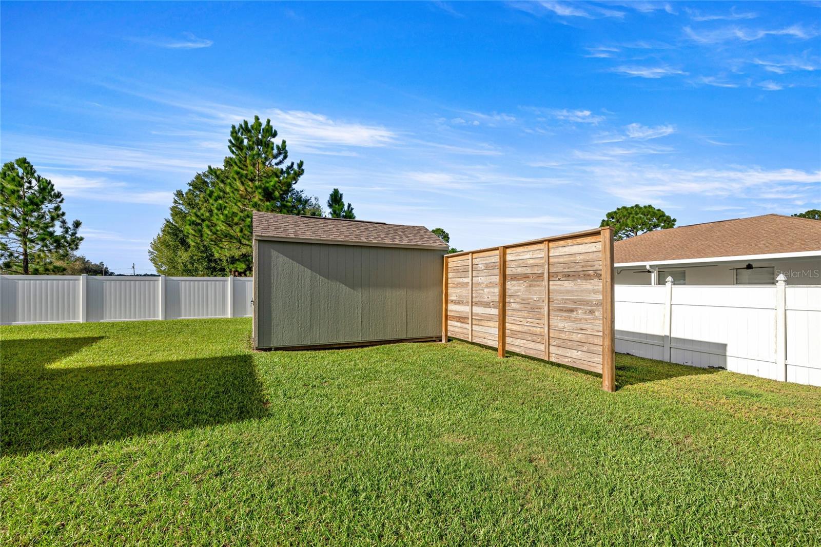 SILVER SPGS SHORES UN 18 - Residential