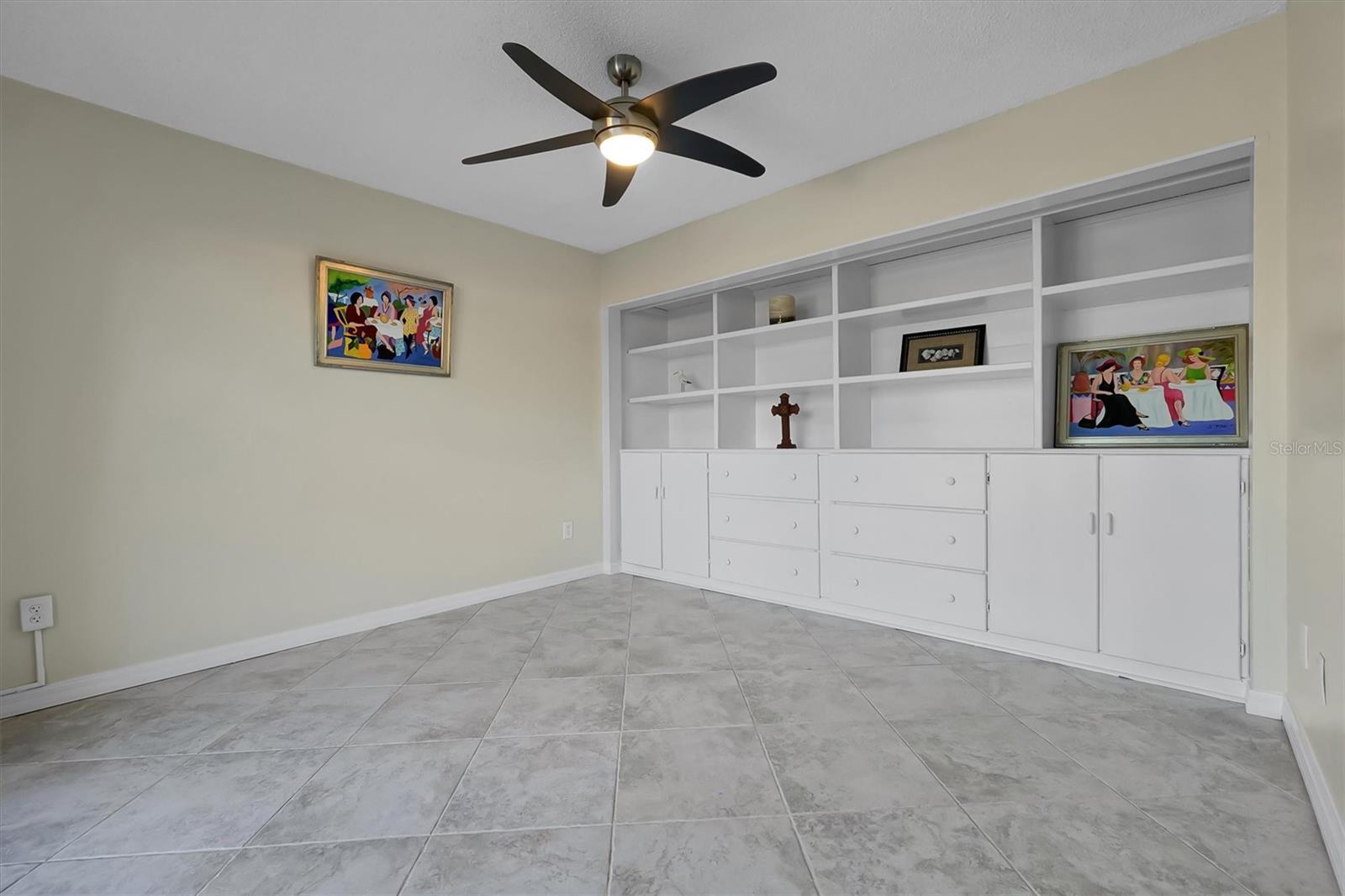 CEDAR DUNES CONDO PH 01-05 - Residential