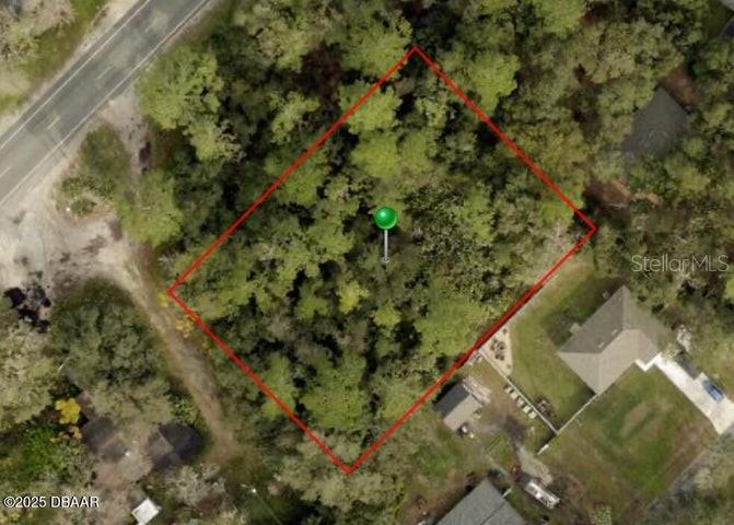 ST JOHNS GARDENS - Land