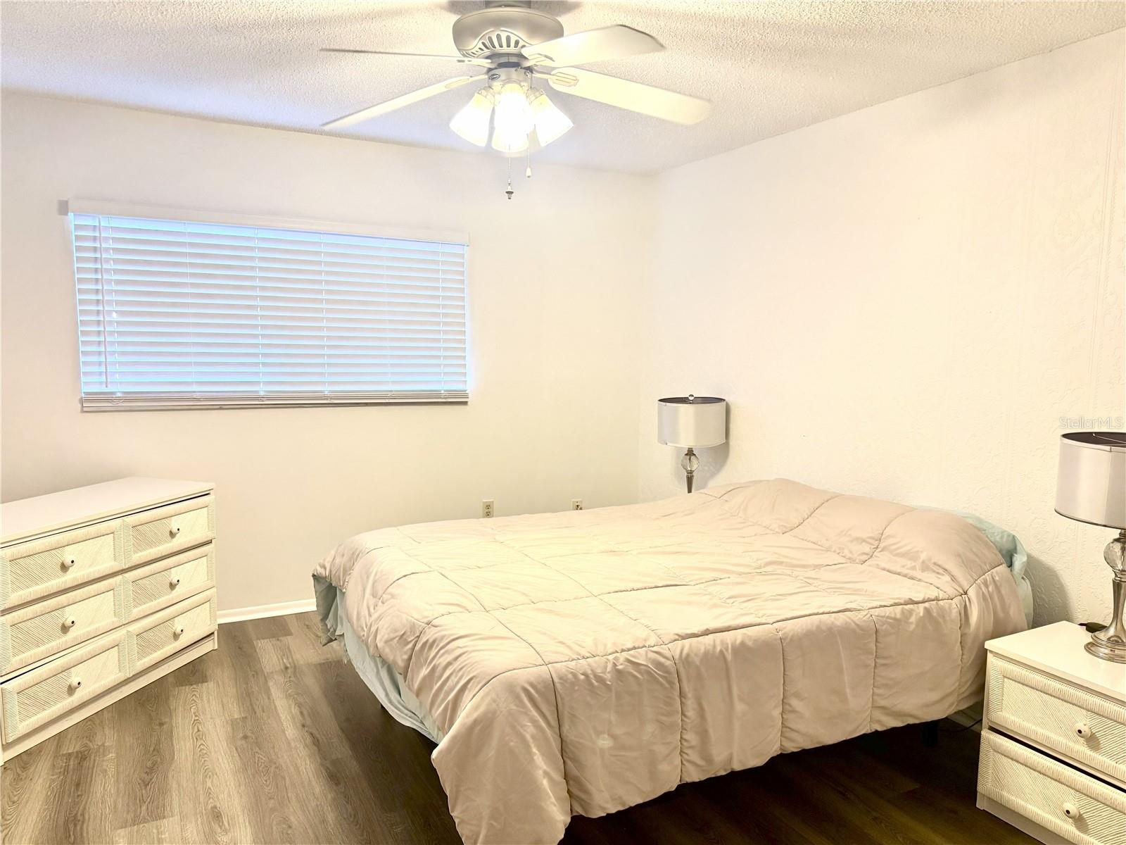 DEERWOOD GARDENS UNIT ONE - Residential Lease
