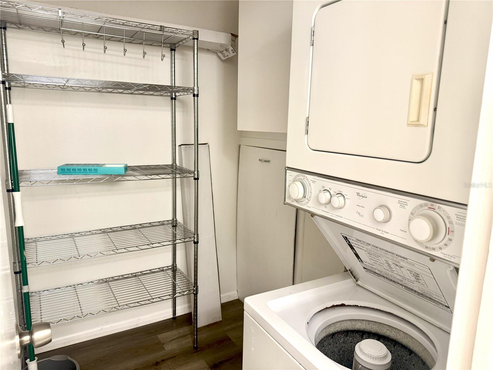 DEERWOOD GARDENS UNIT ONE - Residential Lease