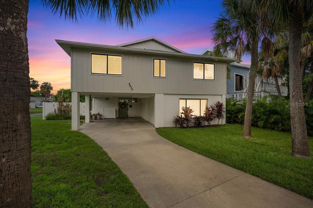 Photo of 4675 Chancellor Circle NE, St Petersburg, FL 33703 (MLS # TB8544942)