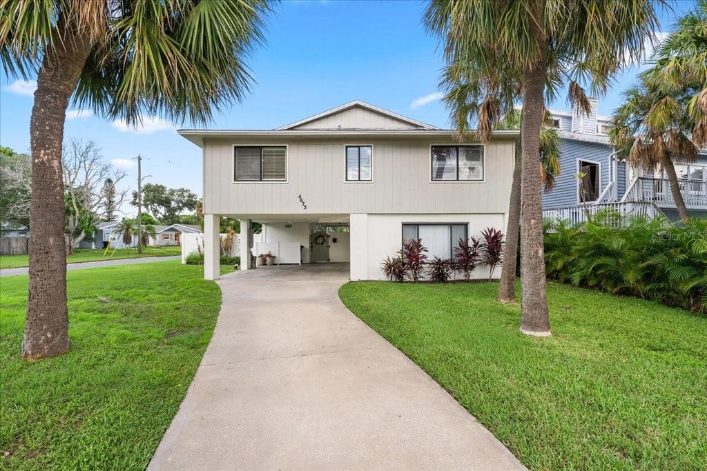 Photo of 4675 Chancellor Circle NE, St Petersburg, FL 33703 (MLS # TB8544942)