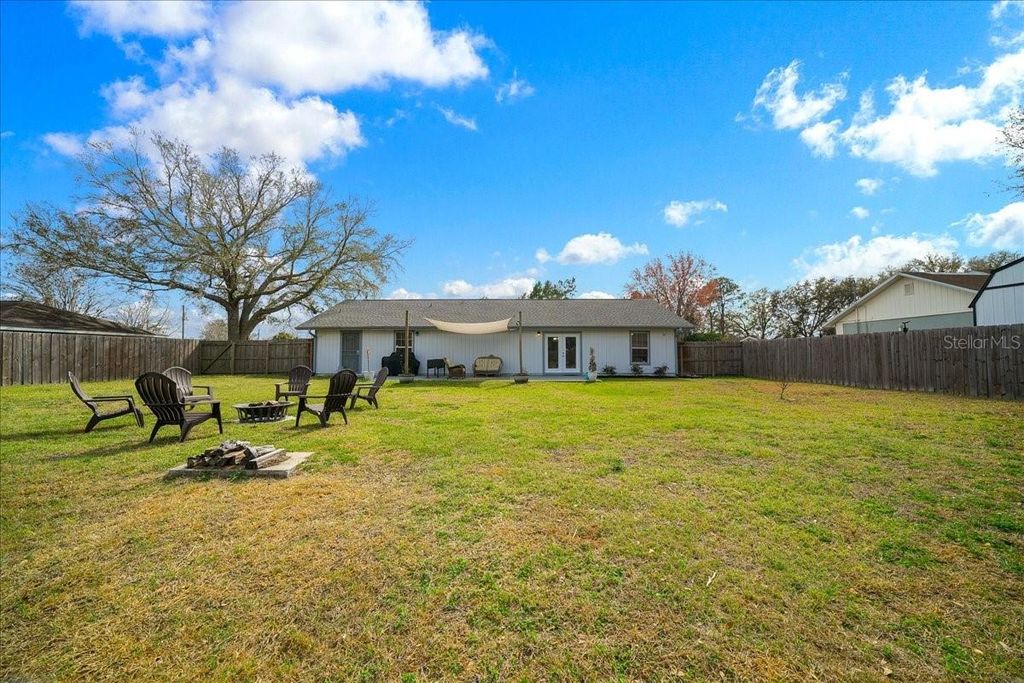 Photo of 685 NW 67th Place, Ocala, FL 34475 (MLS # OM720116)