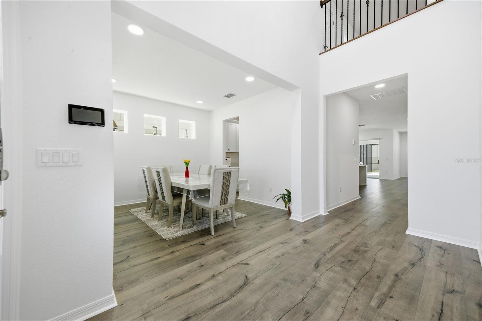 WHISPERING OAKS PRESERVE - Residential