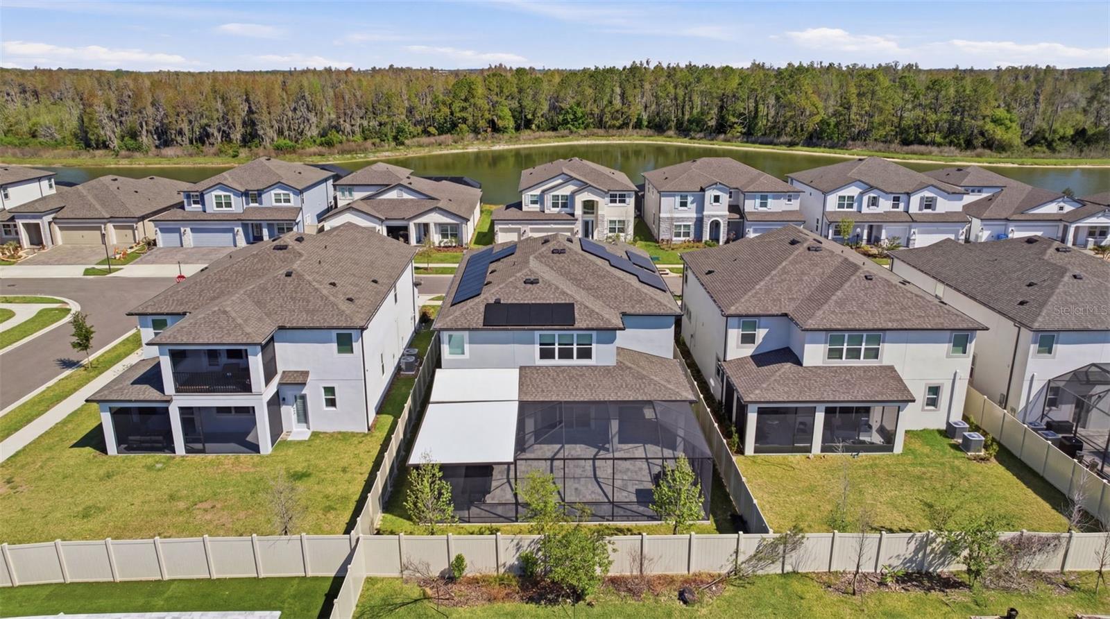 WHISPERING OAKS PRESERVE - Residential