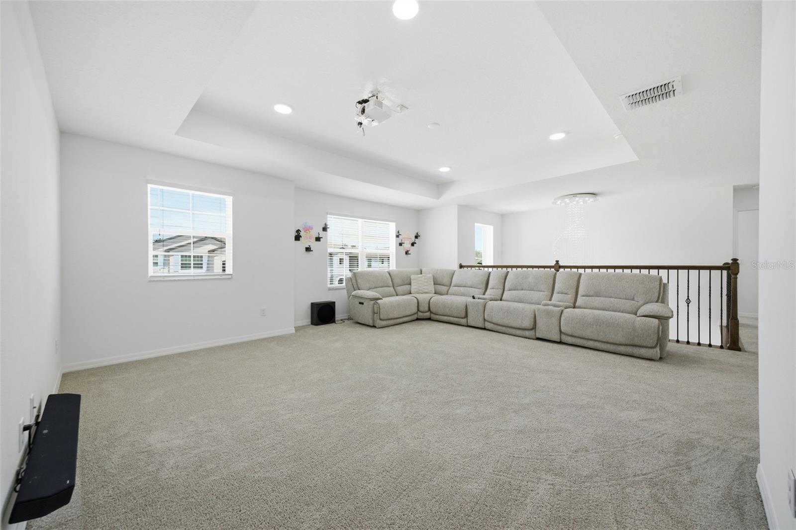 WHISPERING OAKS PRESERVE - Residential