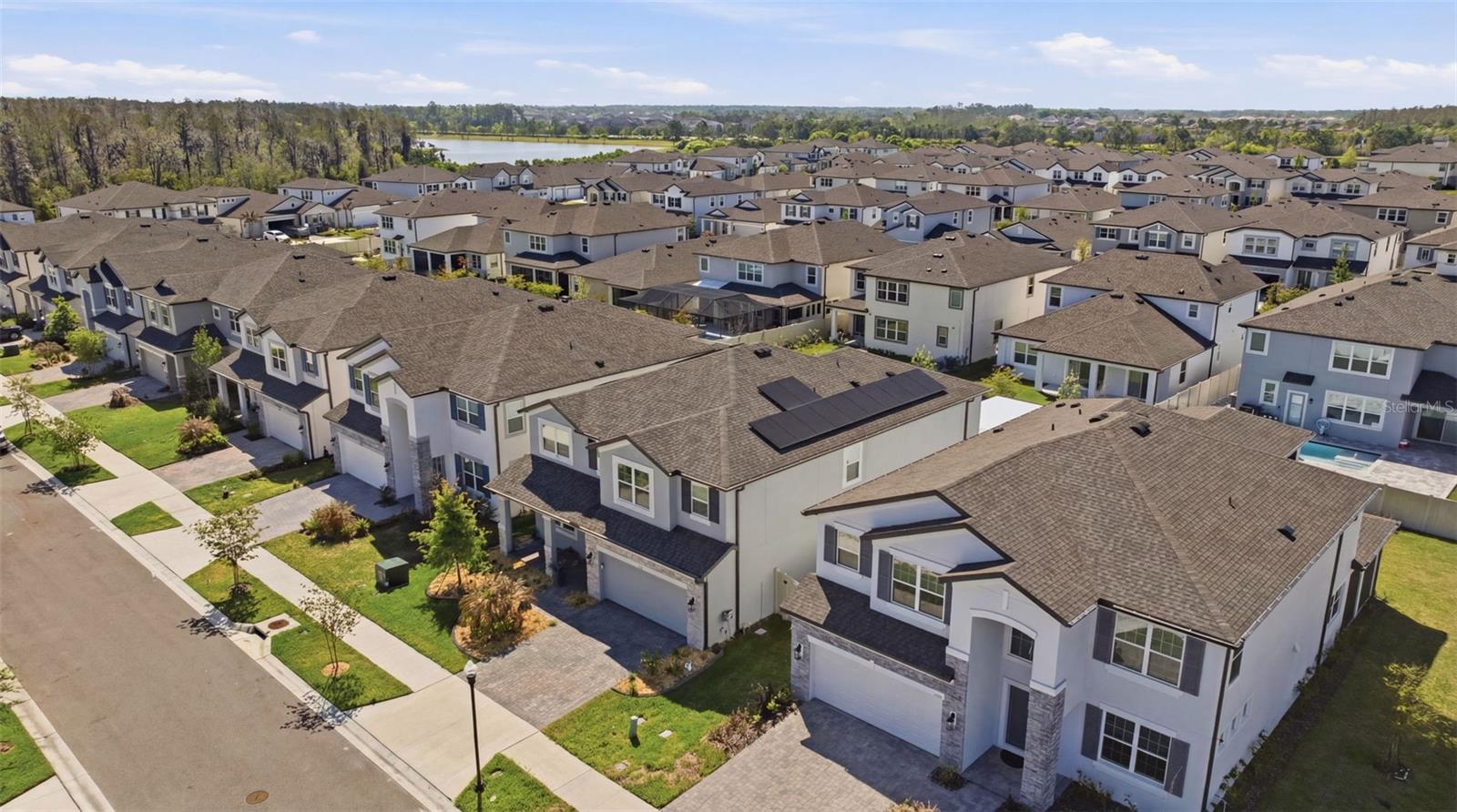 WHISPERING OAKS PRESERVE - Residential