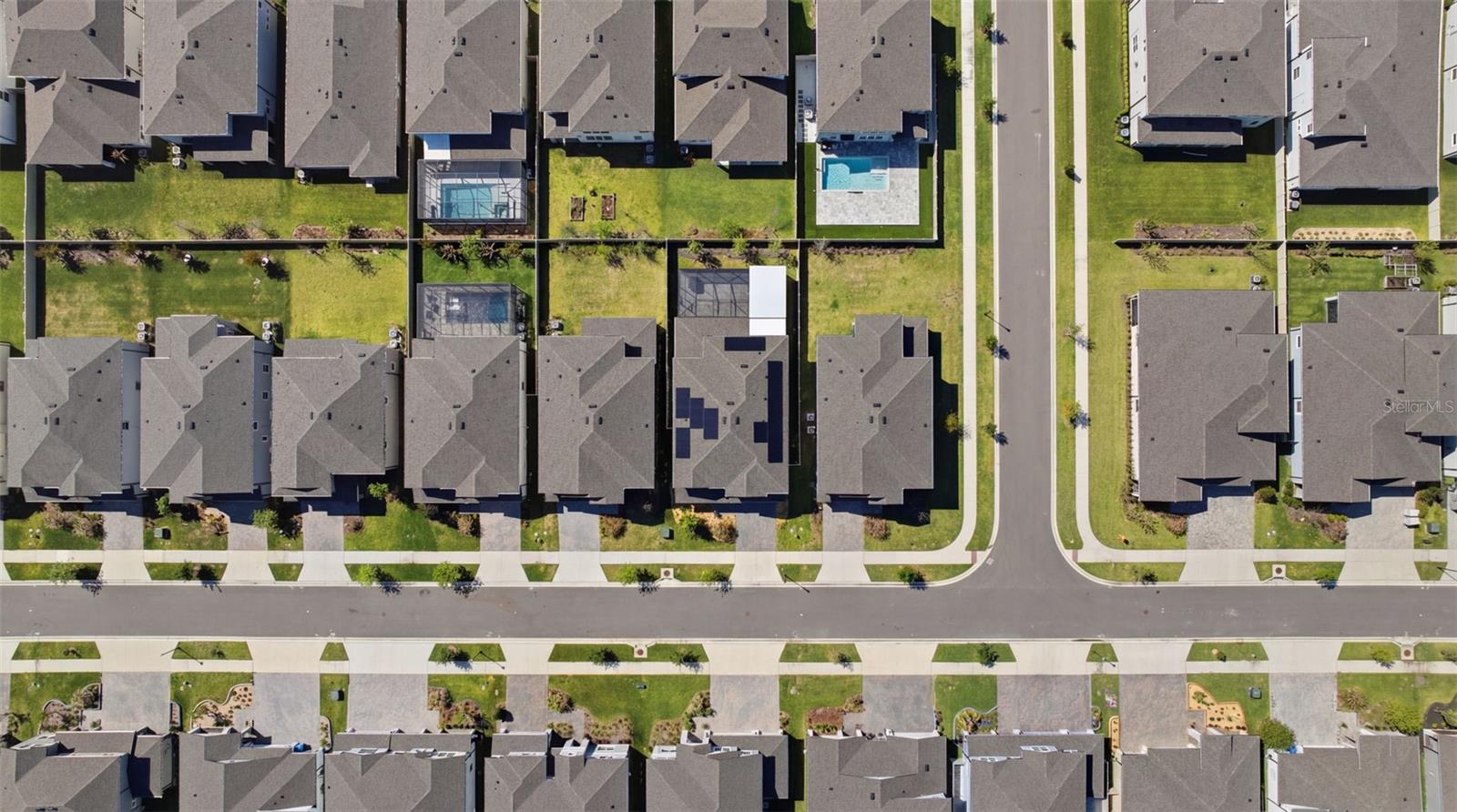 WHISPERING OAKS PRESERVE - Residential