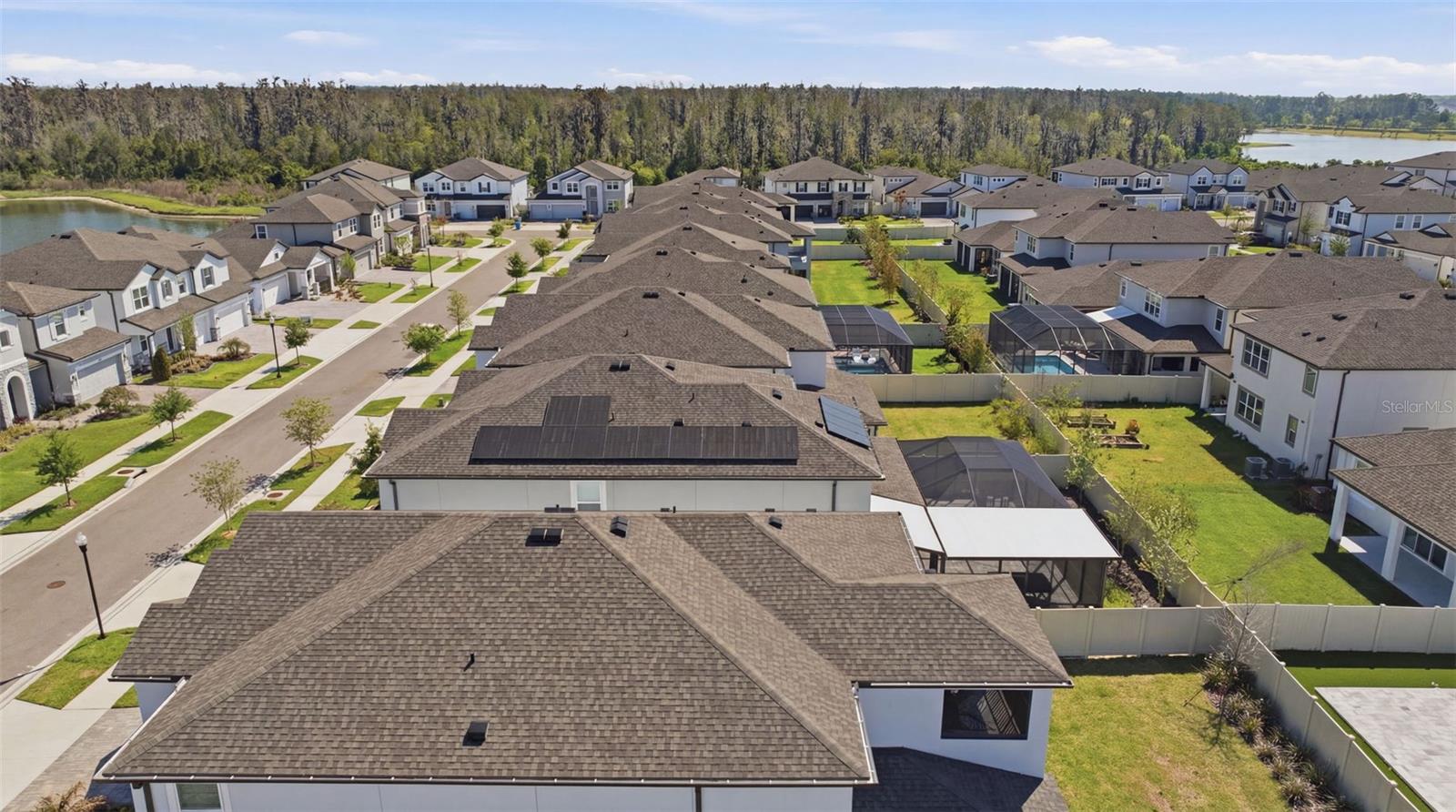 WHISPERING OAKS PRESERVE - Residential