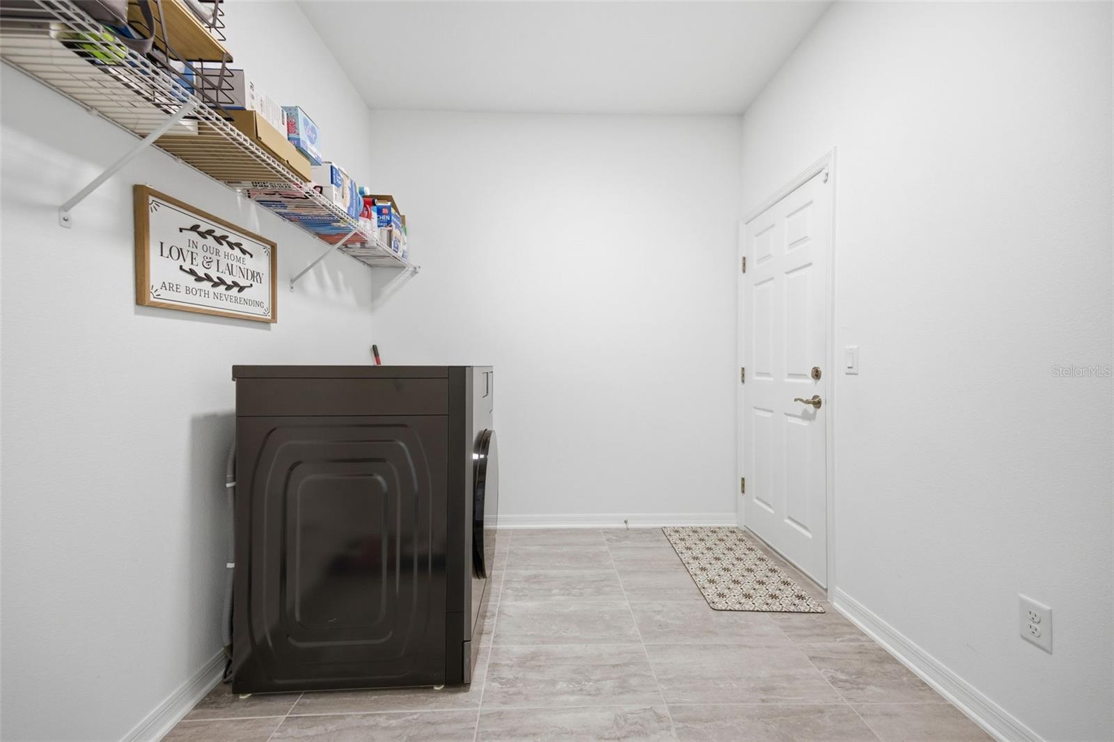 WHISPERING OAKS PRESERVE - Residential