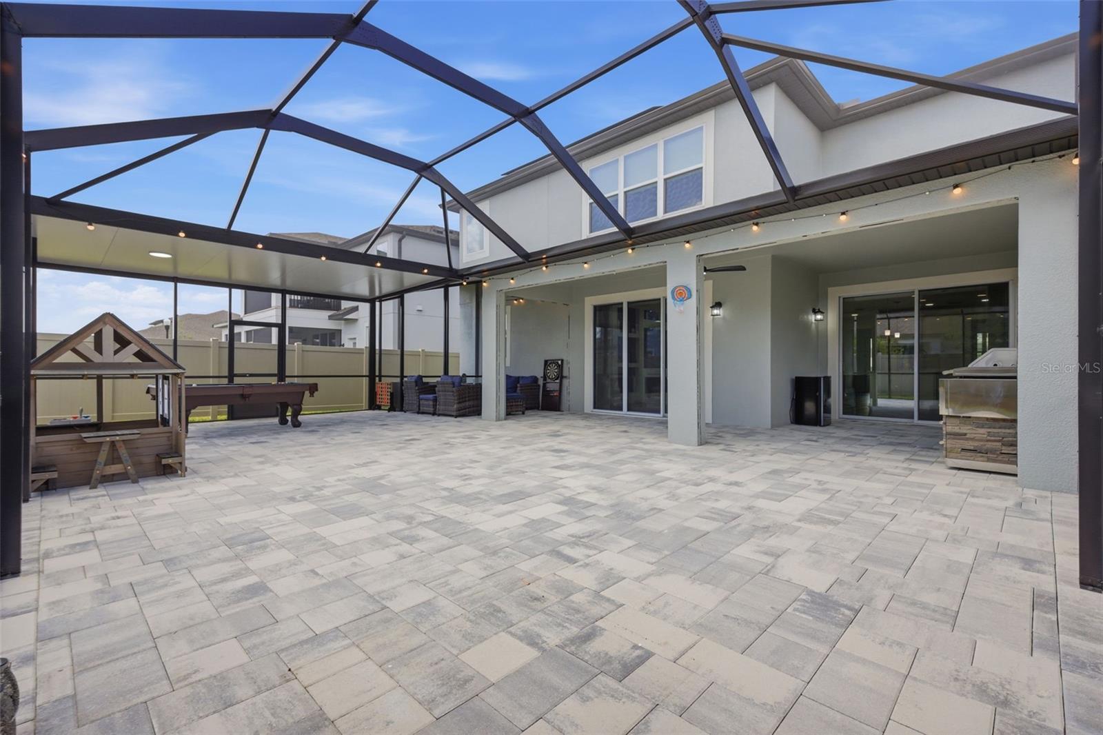 WHISPERING OAKS PRESERVE - Residential