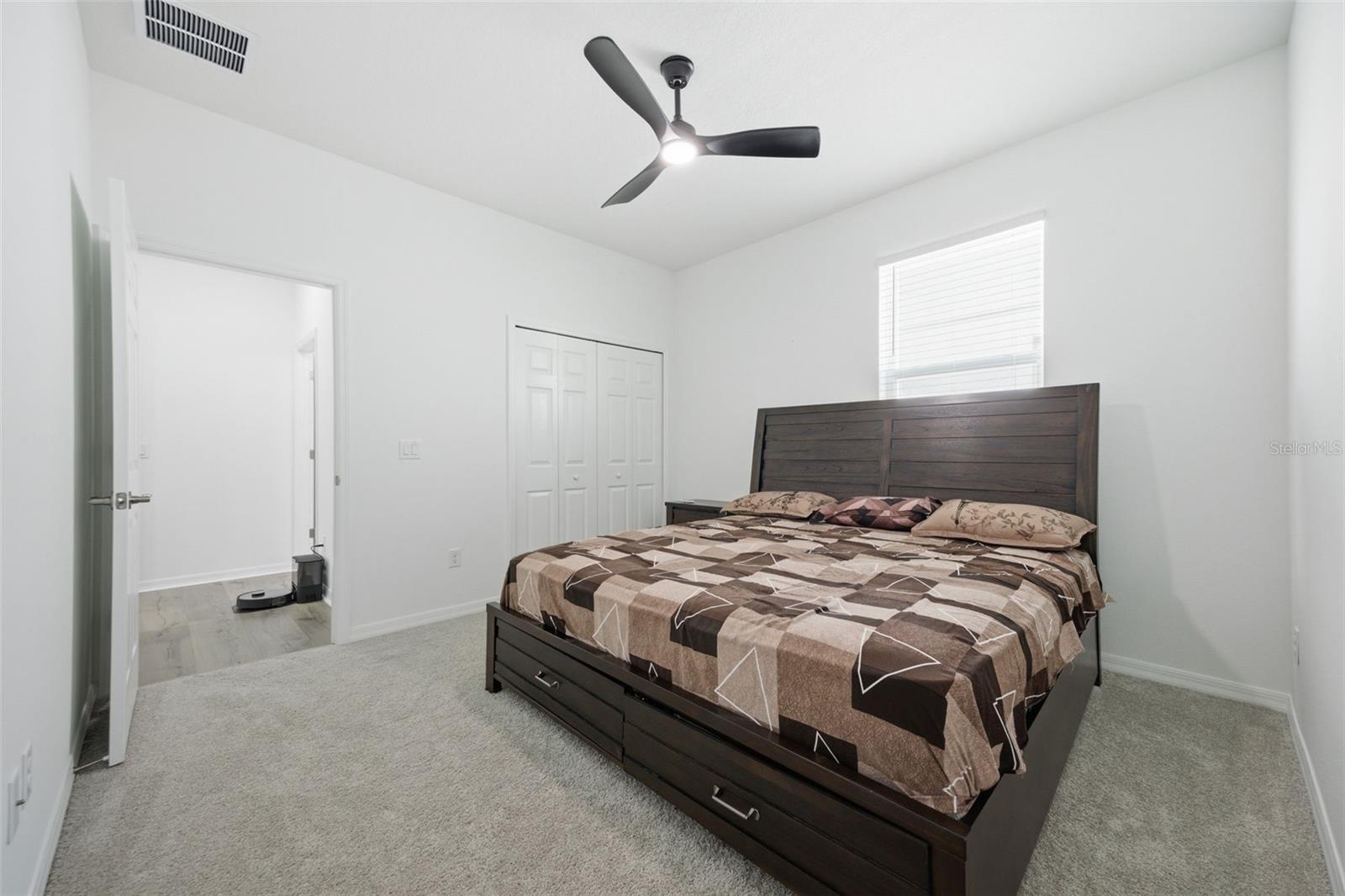 WHISPERING OAKS PRESERVE - Residential