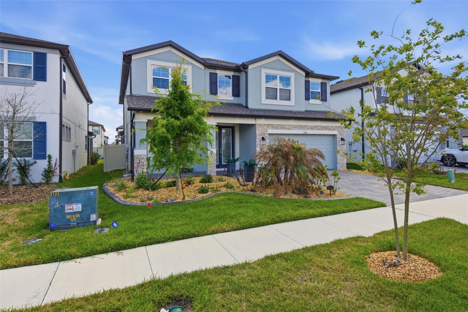 7792 NOTCHED PINE BEND