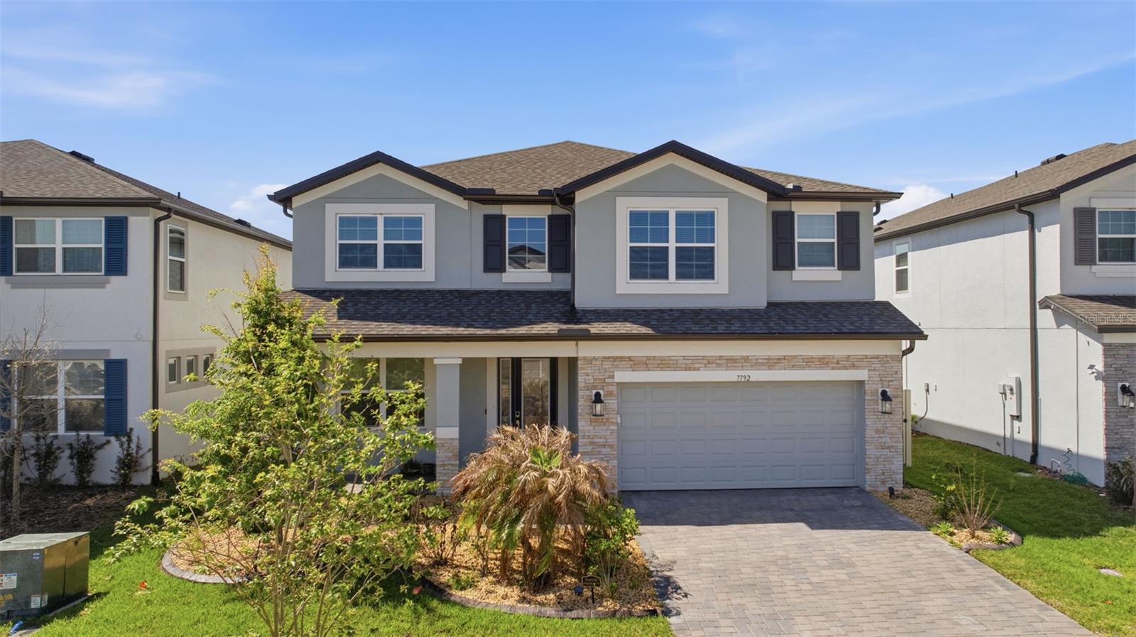 WHISPERING OAKS PRESERVE - Residential