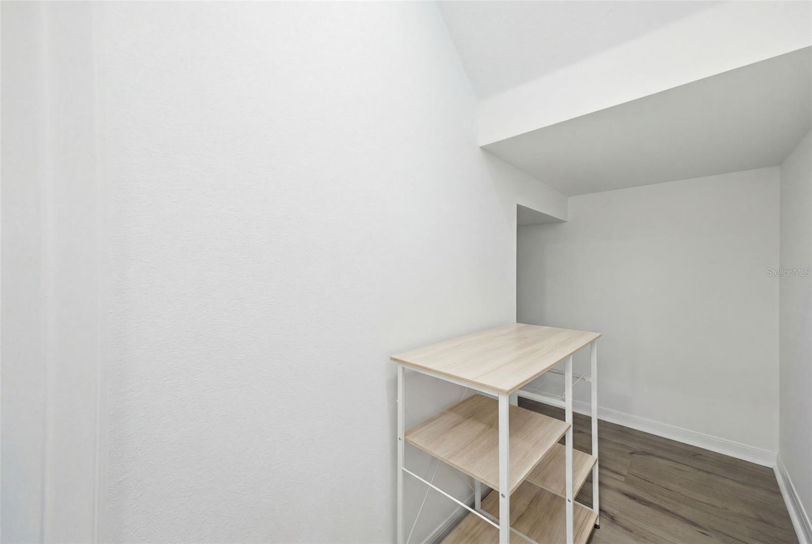 WHISPERING OAKS PRESERVE - Residential