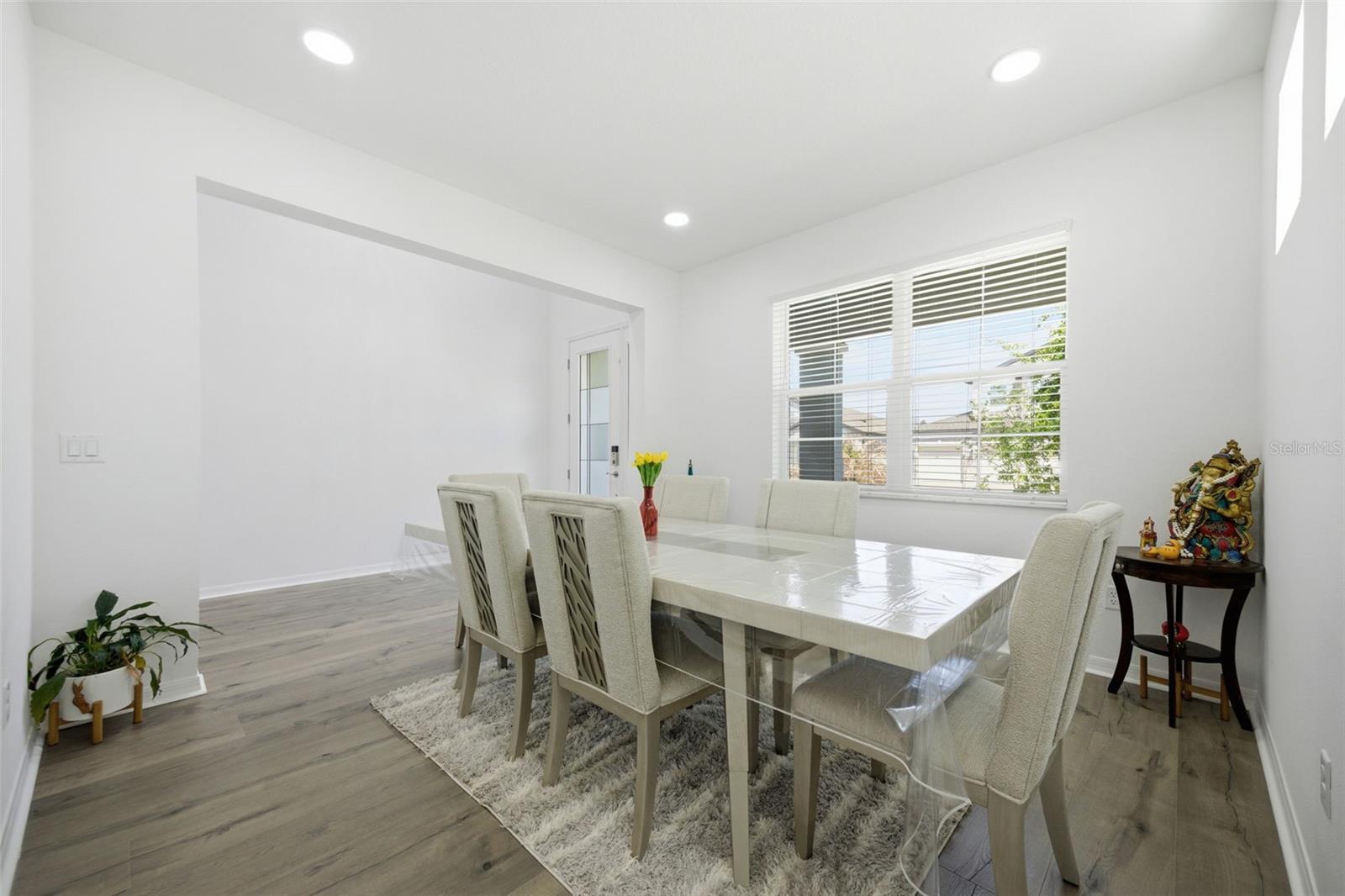 WHISPERING OAKS PRESERVE - Residential