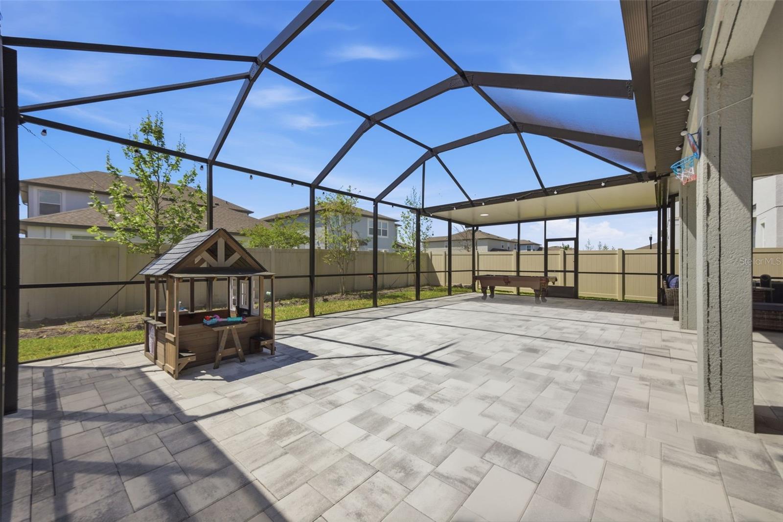 WHISPERING OAKS PRESERVE - Residential