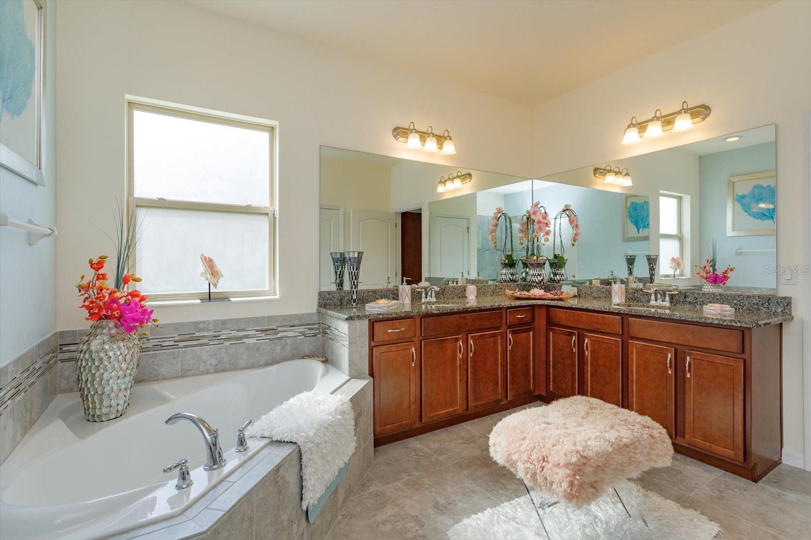 HIGHLAND RANCH CANYONS PH 2 - Residential