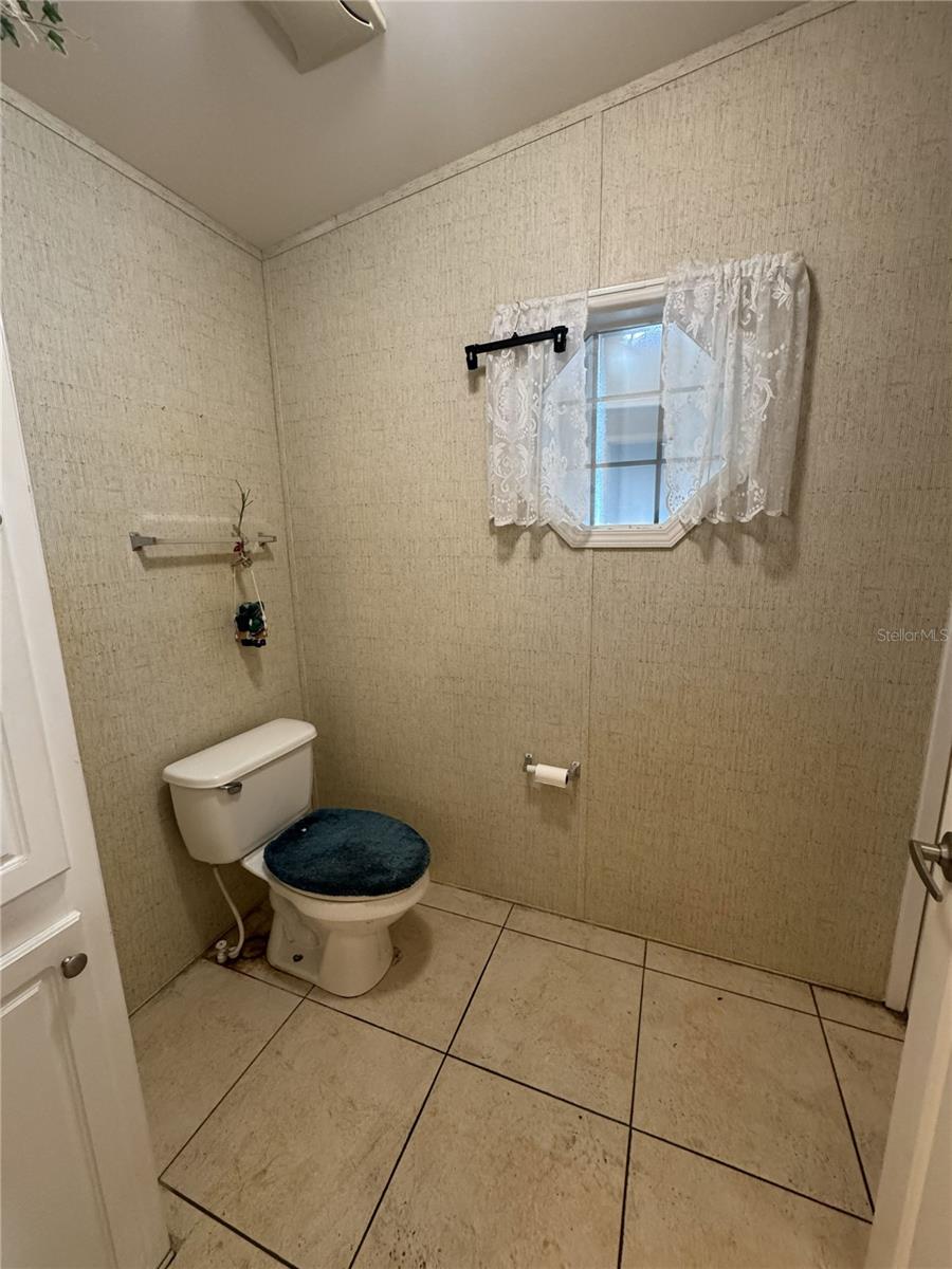 VENICE ISLE - Residential