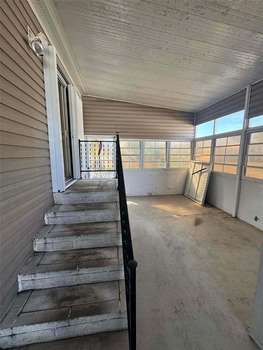 VENICE ISLE - Residential