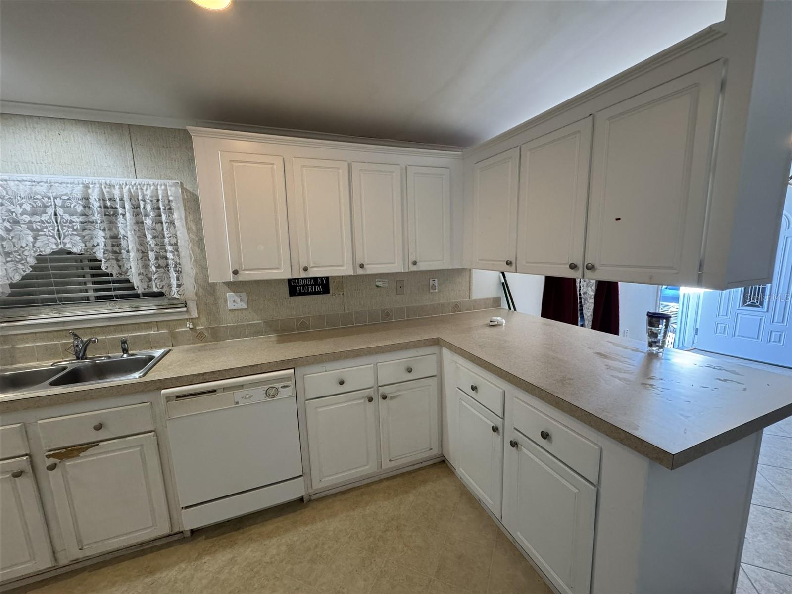 VENICE ISLE - Residential