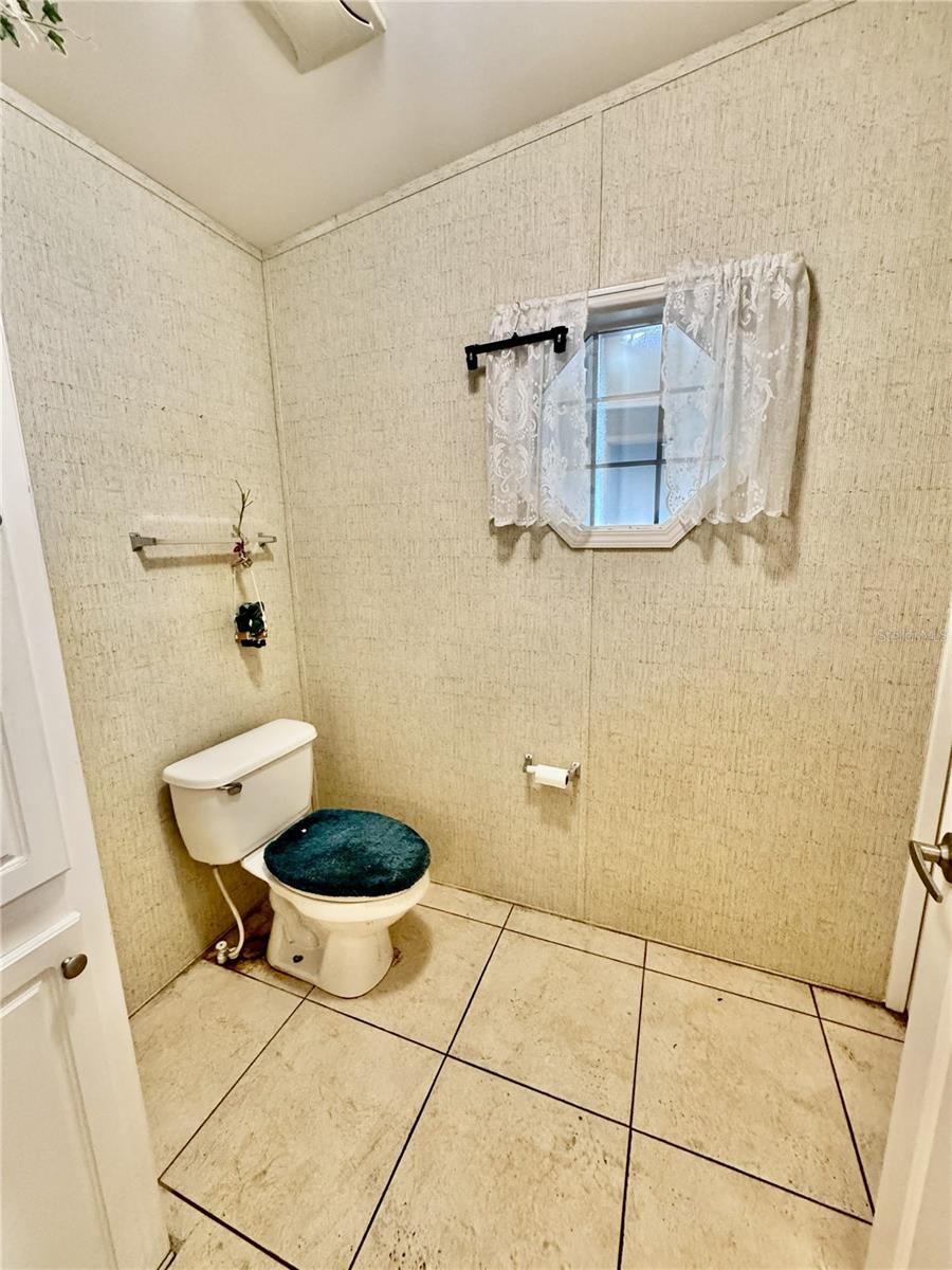 VENICE ISLE - Residential