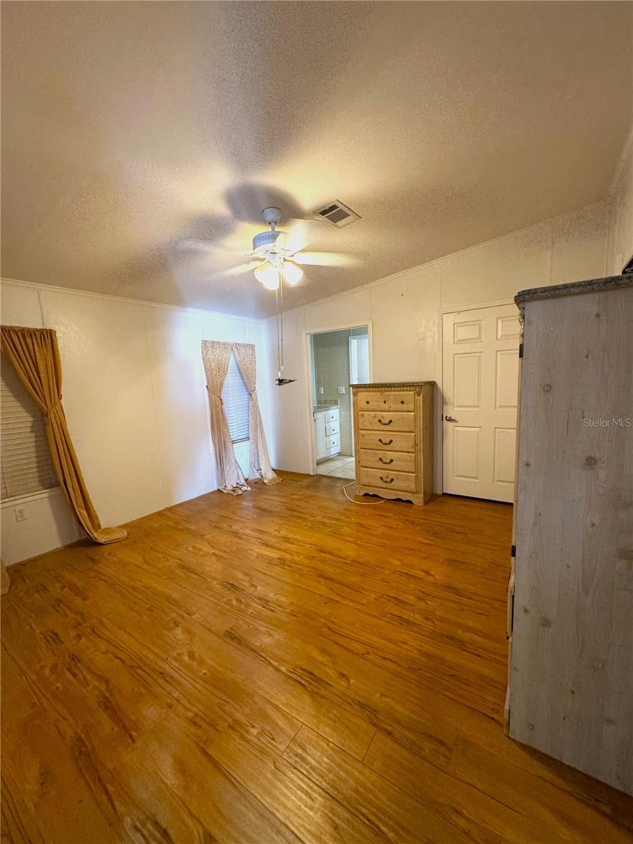 VENICE ISLE - Residential