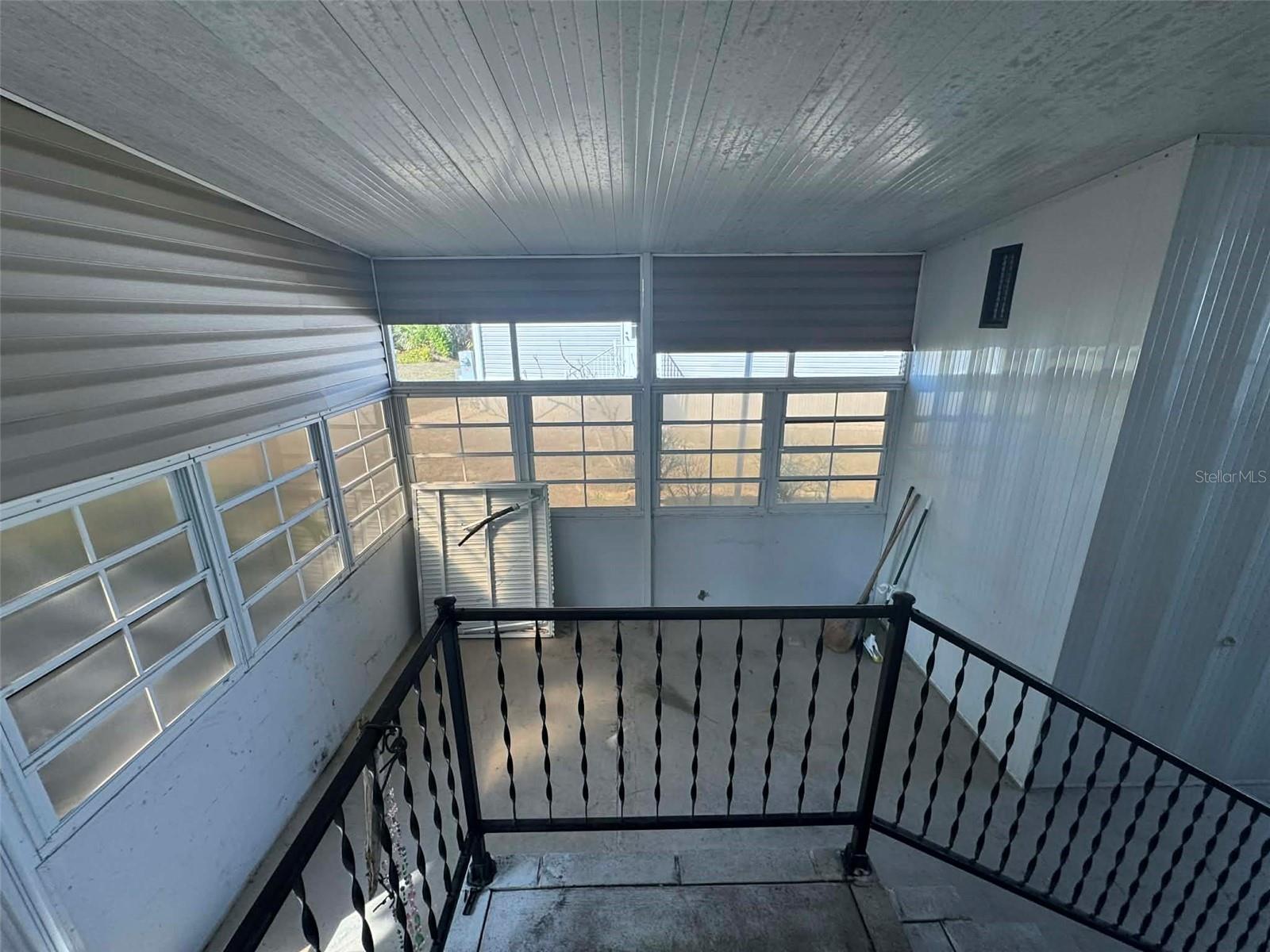 VENICE ISLE - Residential