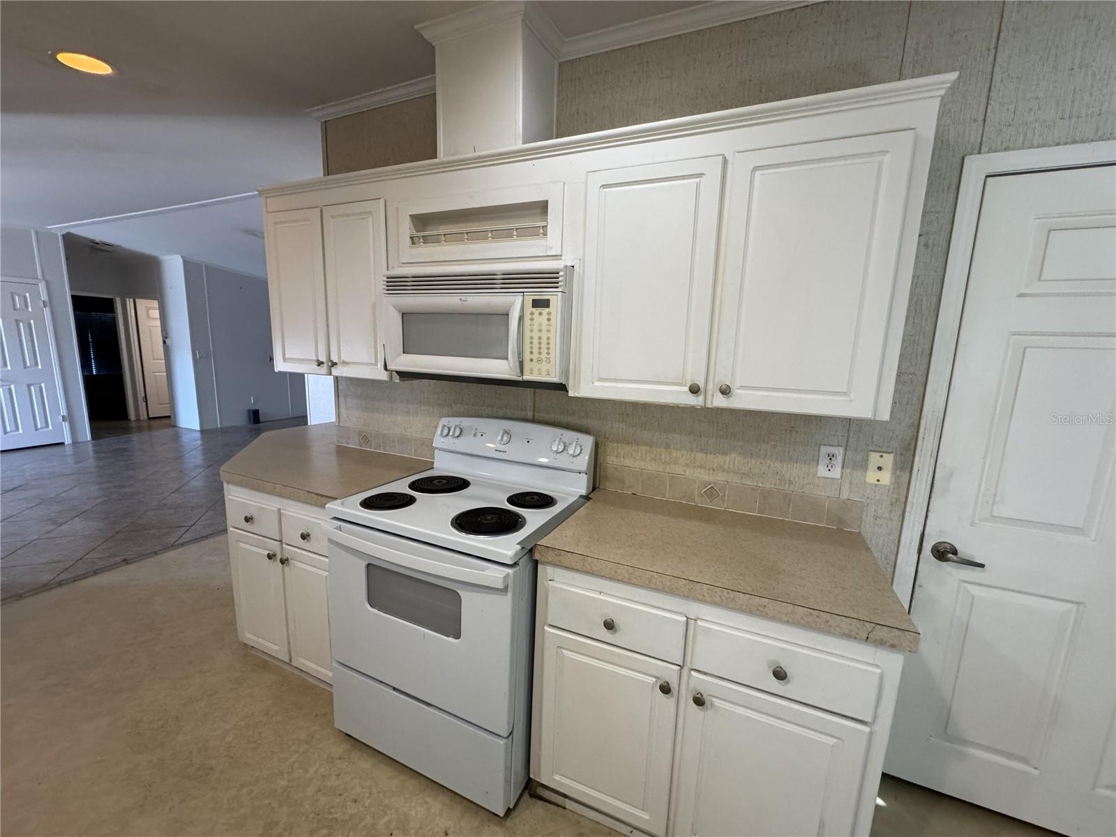 VENICE ISLE - Residential