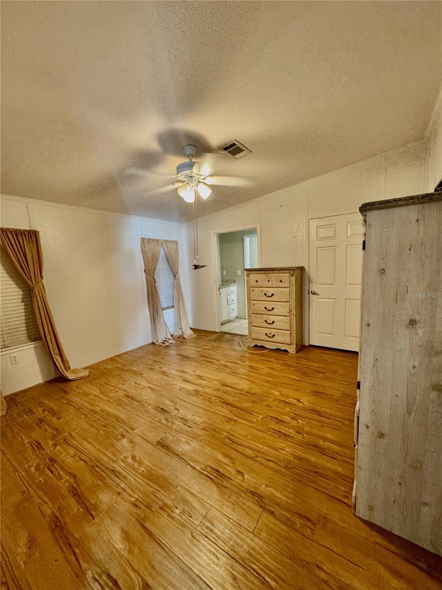 VENICE ISLE - Residential