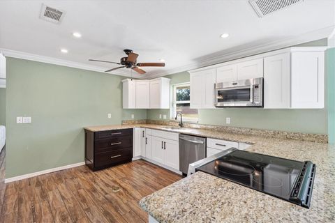 Tiny photo for 2405 SE 157th Lane Road, Summerfield, FL 34491 (MLS # G5105972)