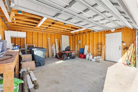 Tiny photo for 2405 SE 157th Lane Road, Summerfield, FL 34491 (MLS # G5105972)