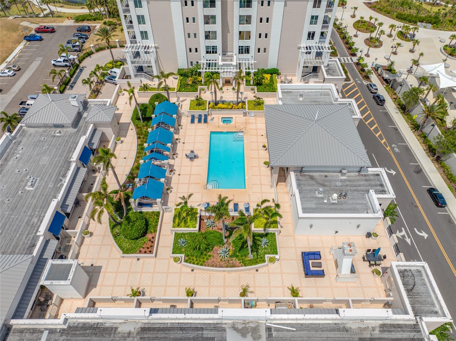 WATERS EDGE CONDO - Residential