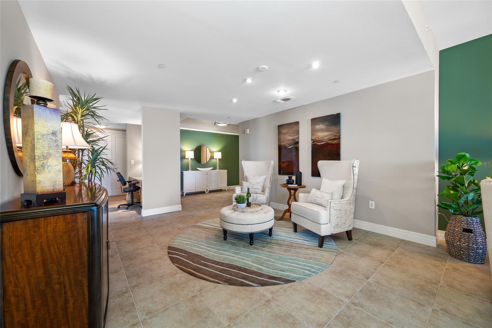 WATERS EDGE CONDO - Residential