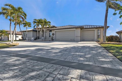 A home in PUNTA GORDA