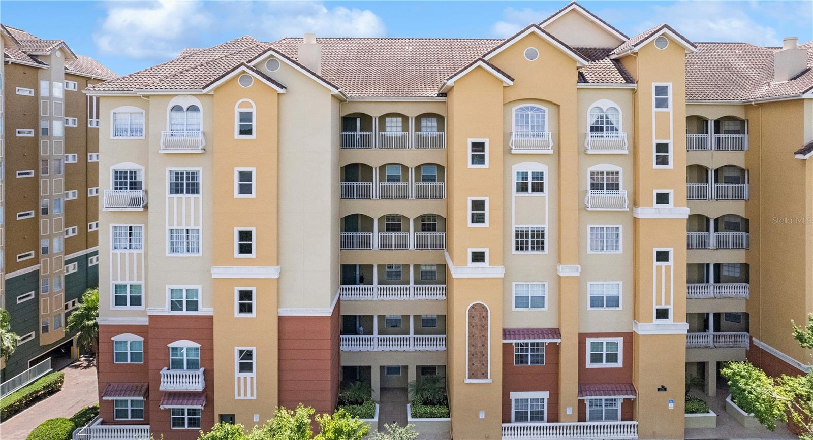 VIZCAYA HEIGHTS CONDO - Residential
