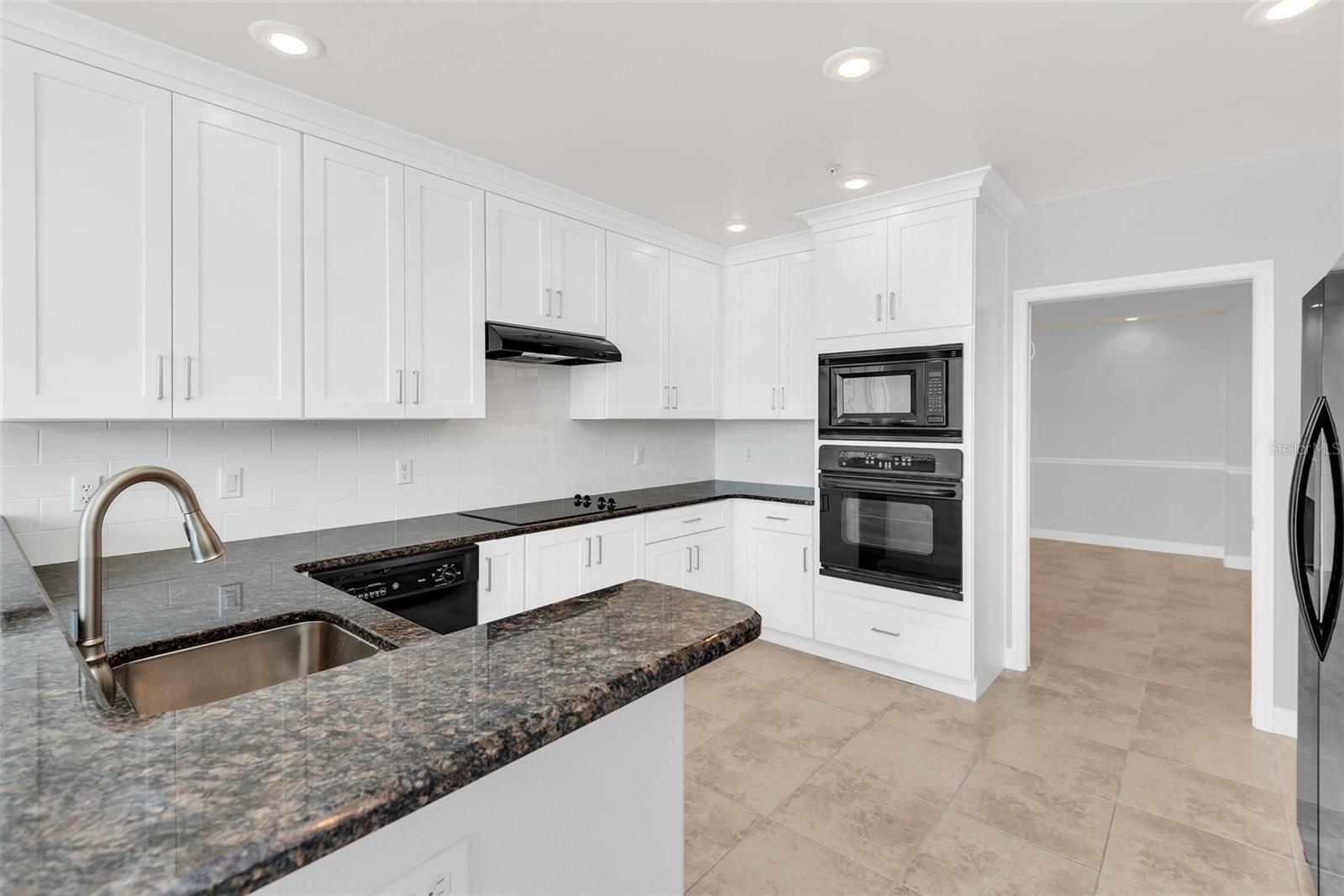 VIZCAYA HEIGHTS CONDO - Residential