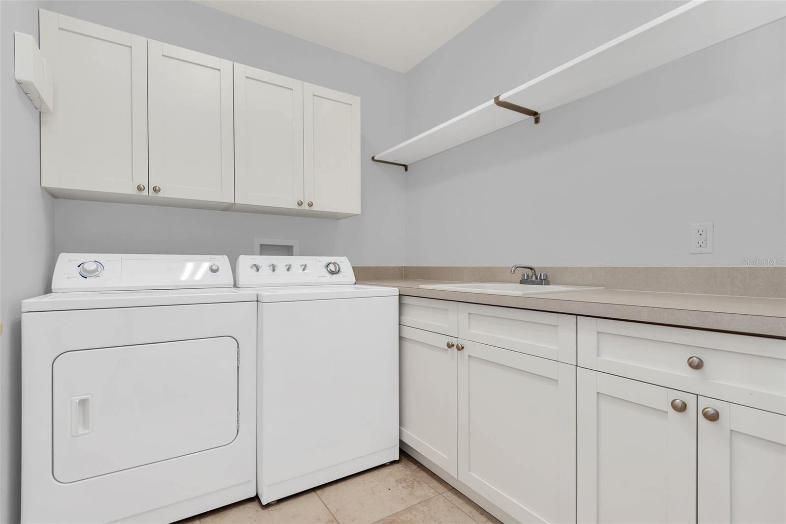 VIZCAYA HEIGHTS CONDO - Residential