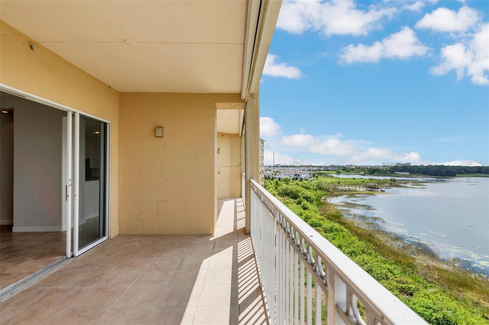 VIZCAYA HEIGHTS CONDO - Residential