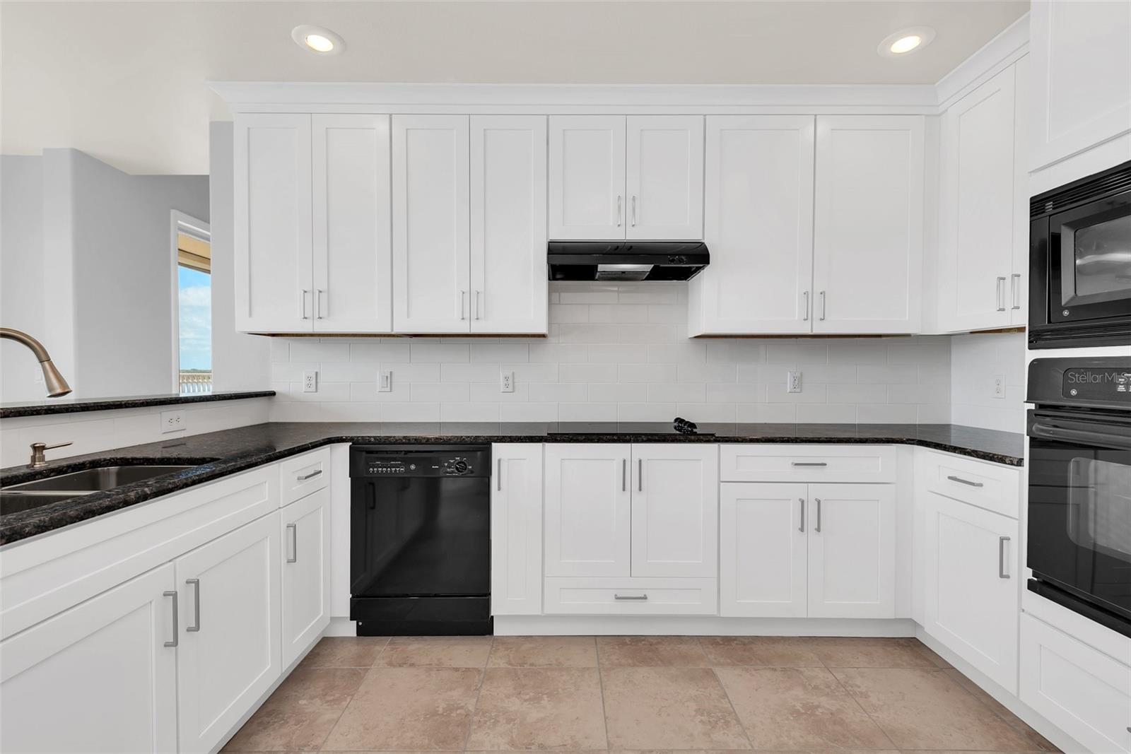 VIZCAYA HEIGHTS CONDO - Residential