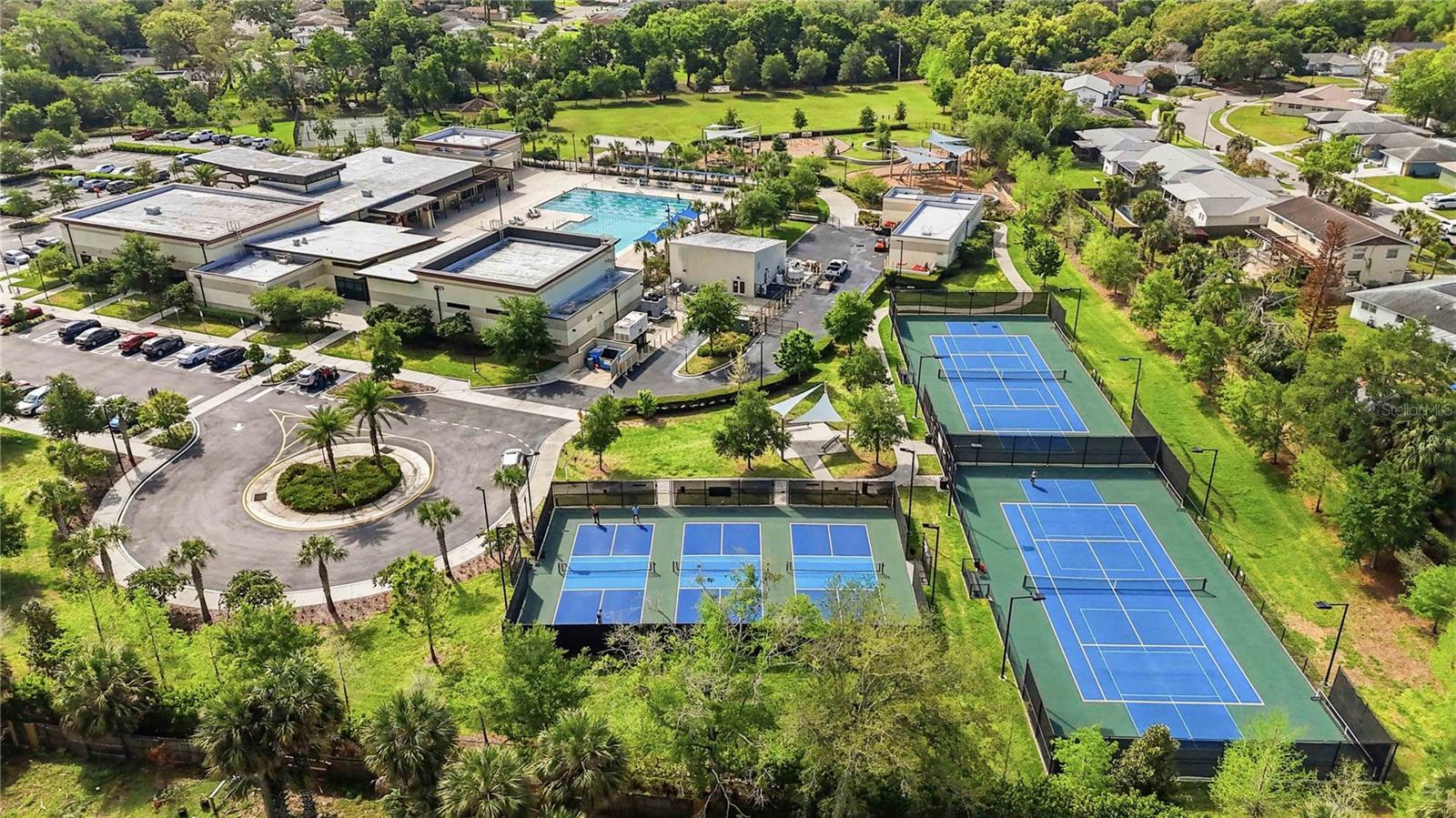 ALTAMONTE LANDING - Residential