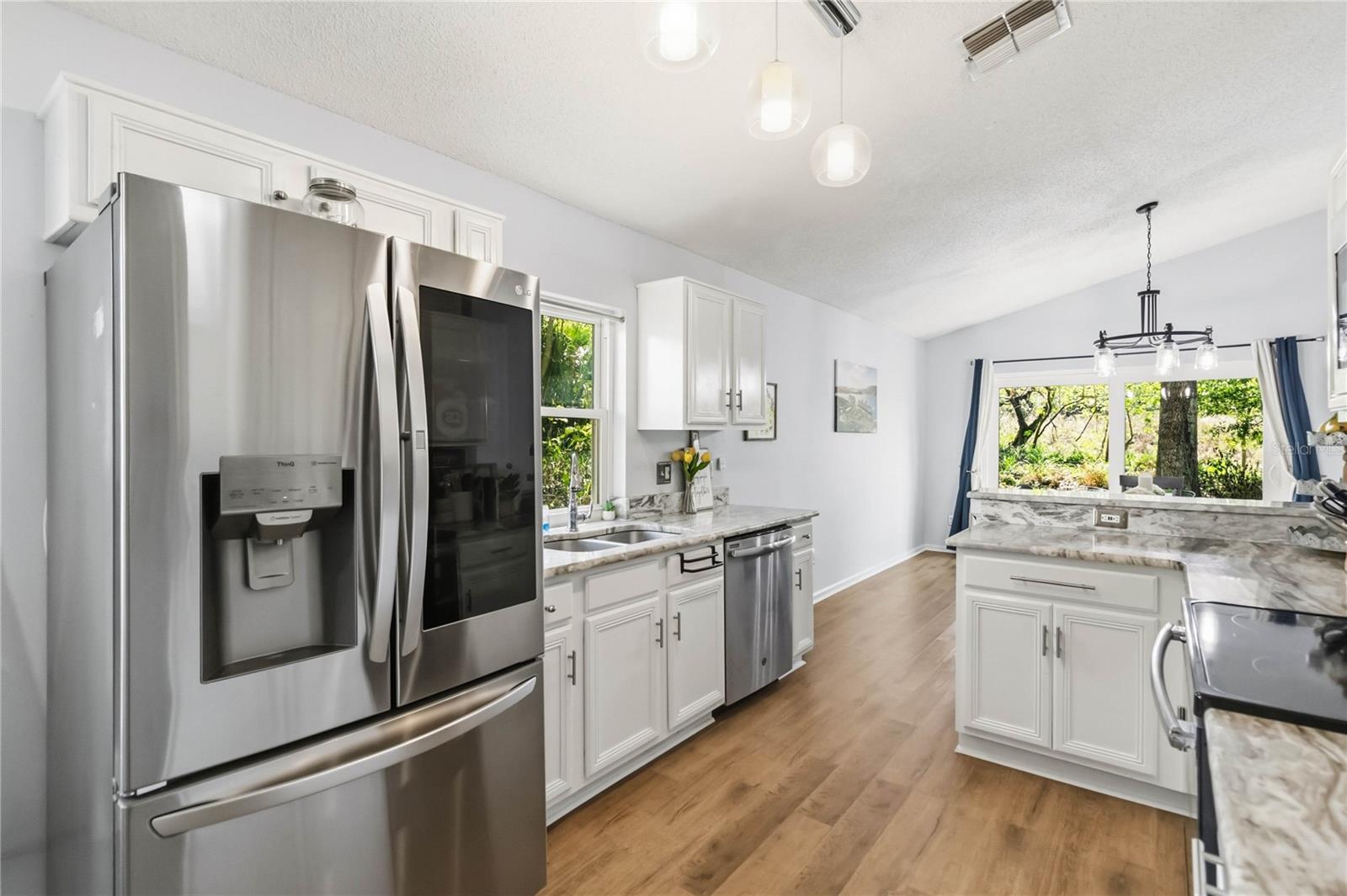 ALTAMONTE LANDING - Residential