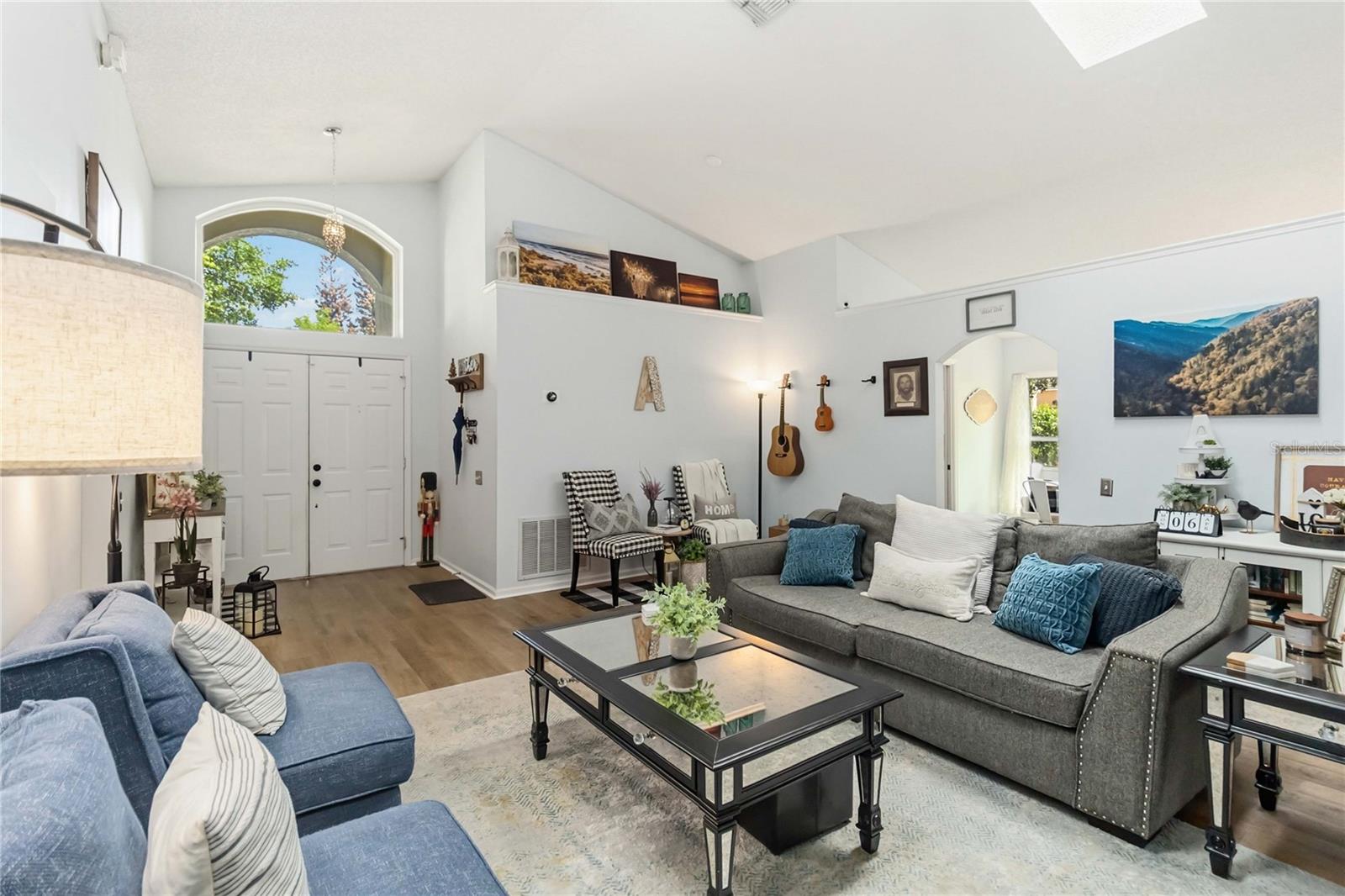 ALTAMONTE LANDING - Residential