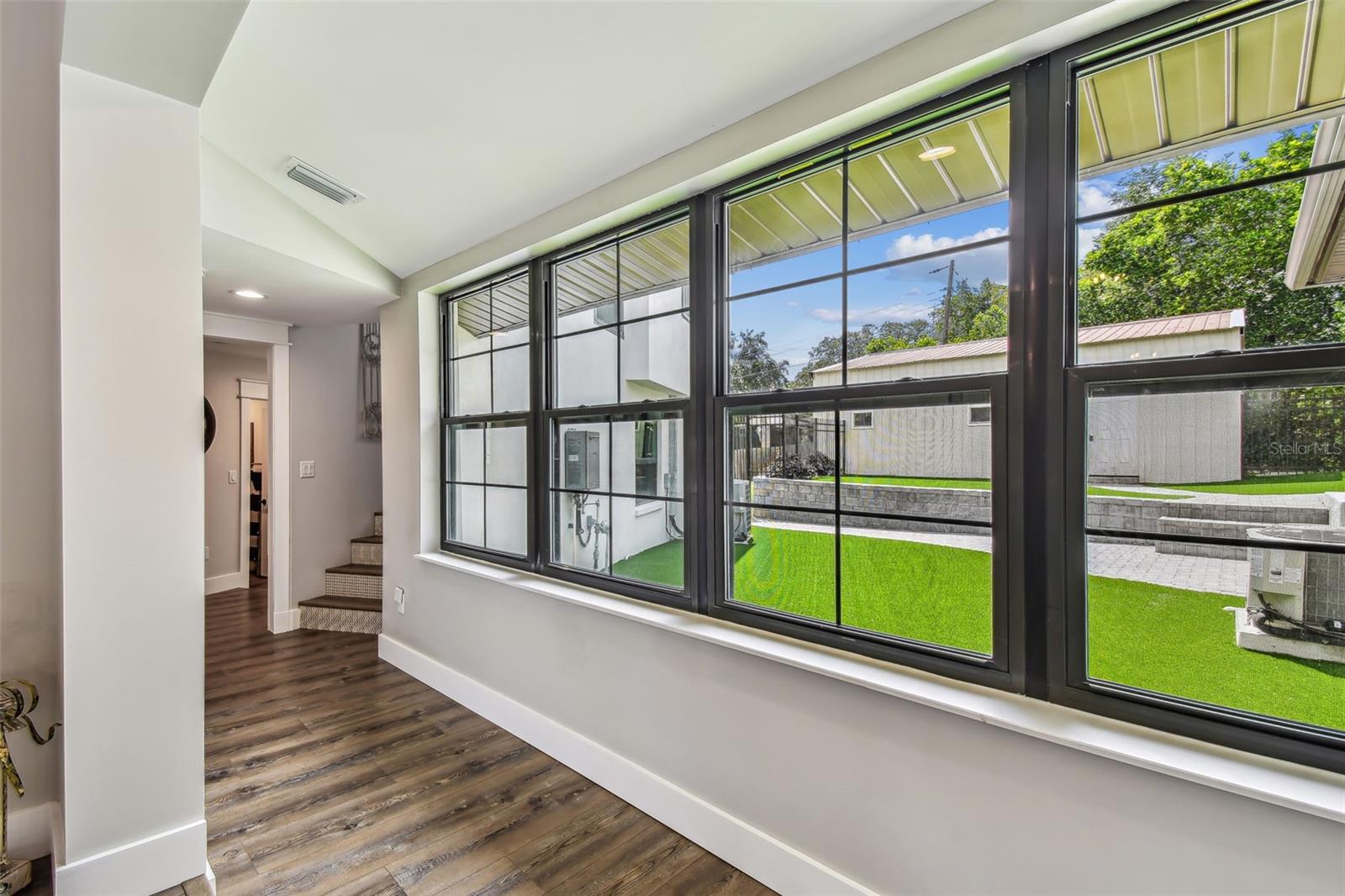 FAIRWAY MANOR - Residential