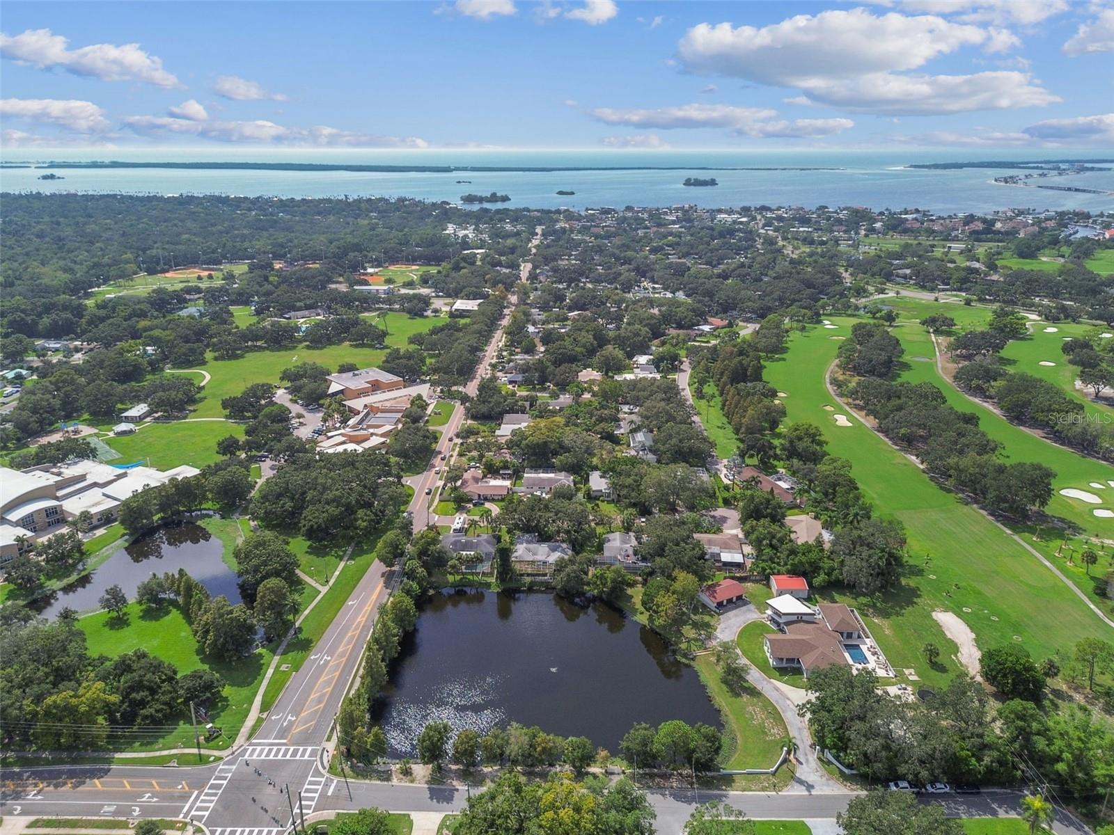 FAIRWAY MANOR - Residential