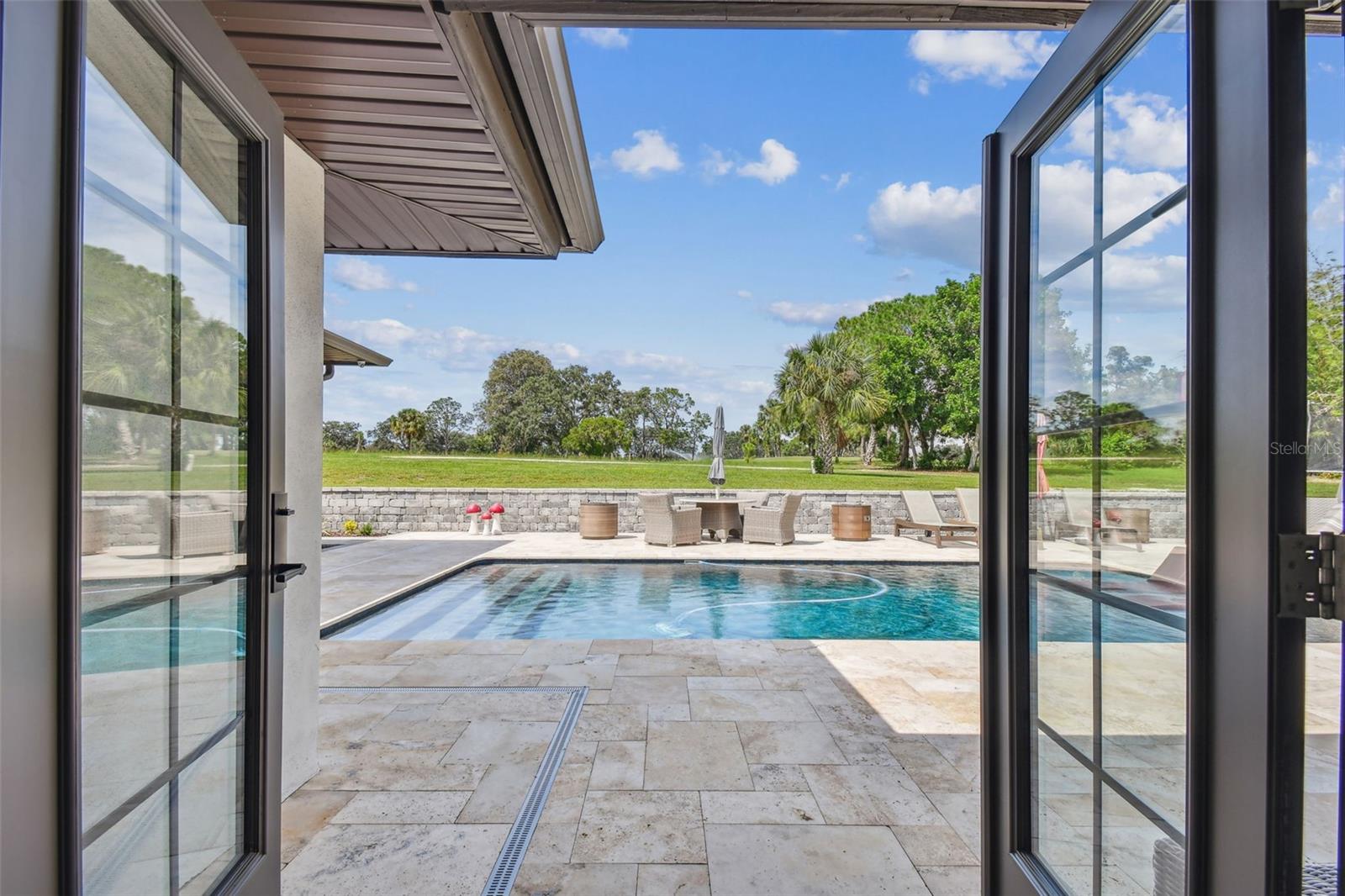 FAIRWAY MANOR - Residential