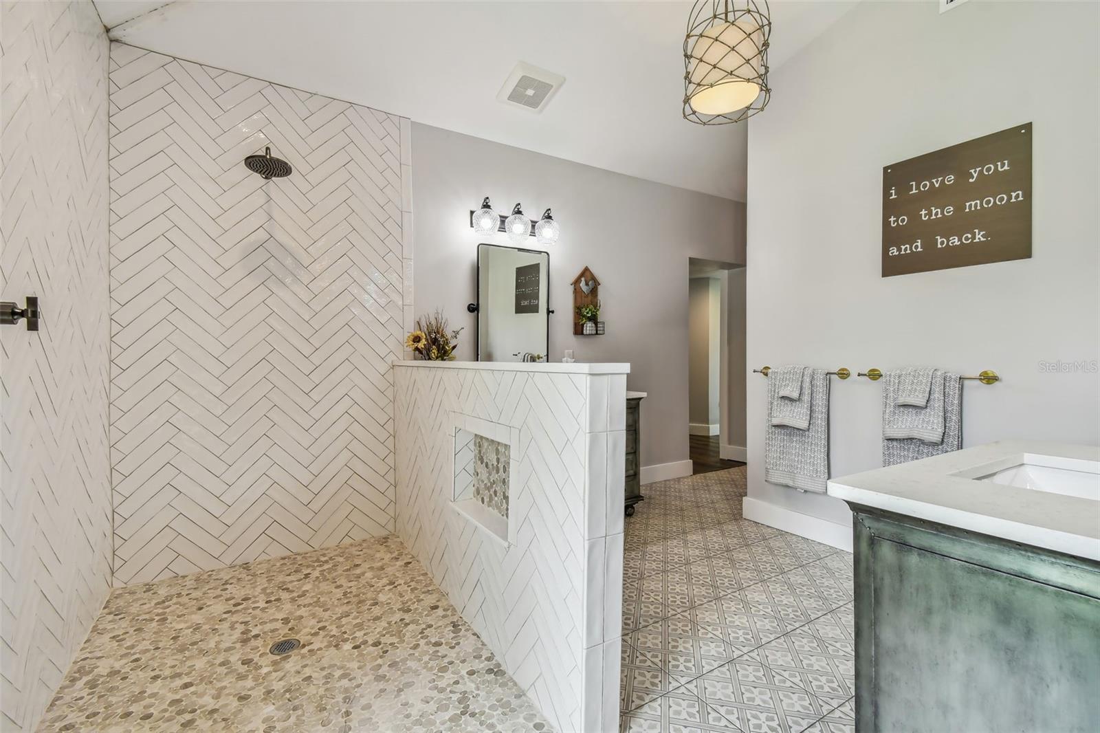 FAIRWAY MANOR - Residential